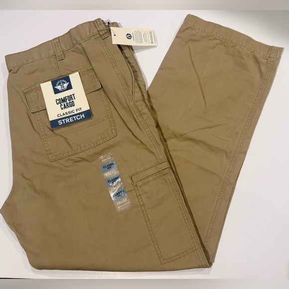 New! Dockers Men's Cargo Pants in Khaki 38x32 - Picture 4 of 10